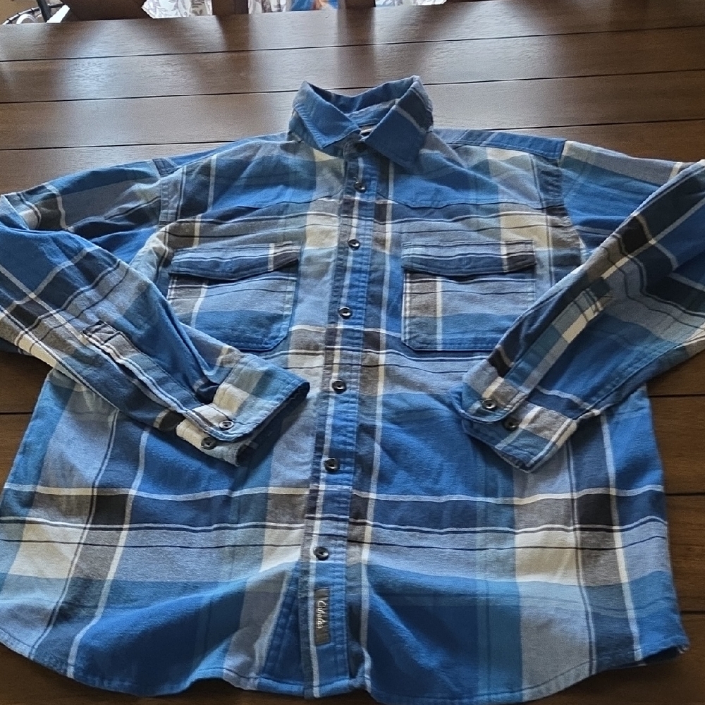 CABELAS BUTTON DOWN SHIRT